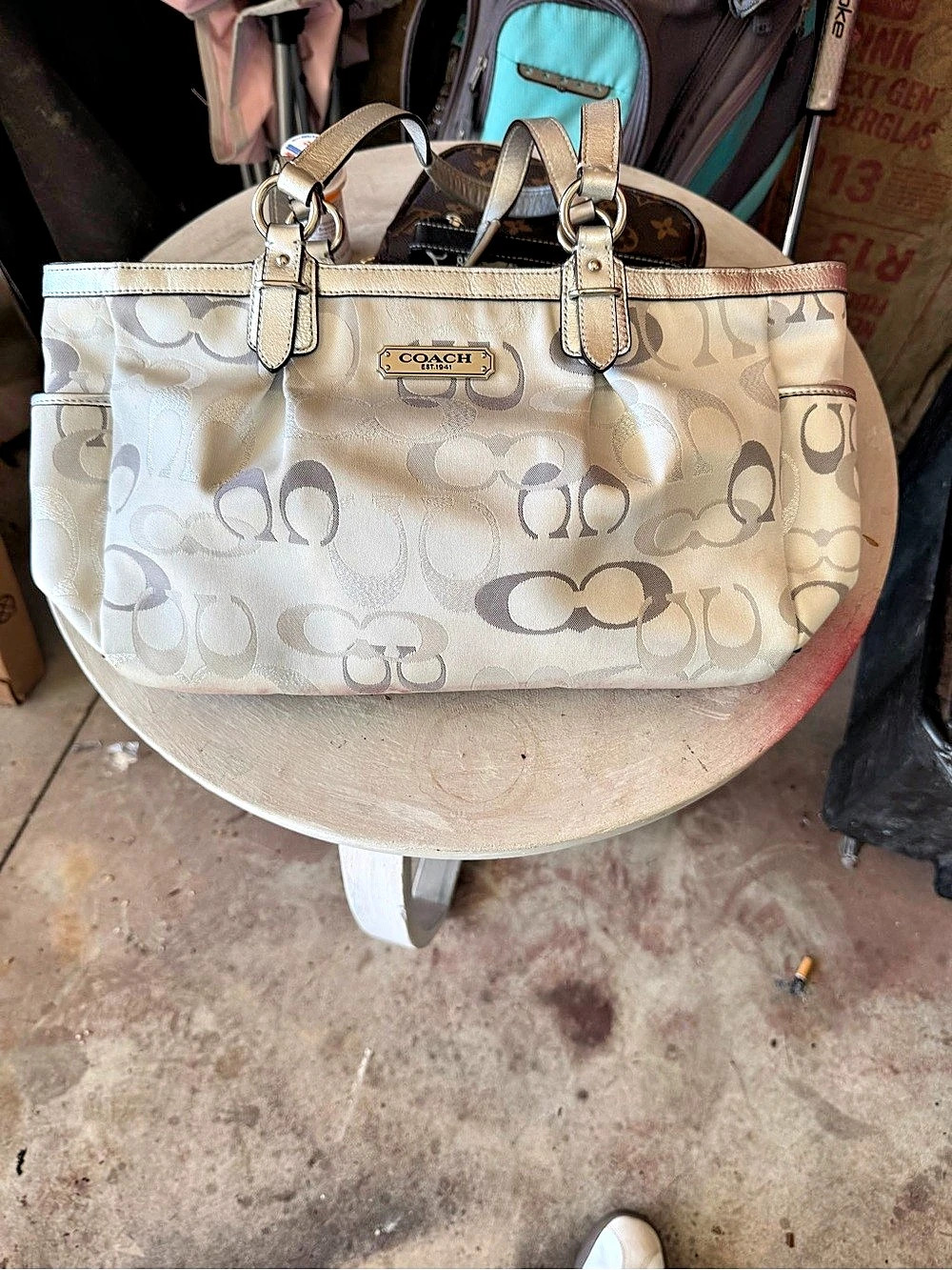 Coach Gallery Optic Metallic Signature Tote Beige & Gold
